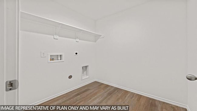 21738 Southern Valley Ln, House other with 4 bedrooms, 2 bathrooms and 2 parking in New Caney TX | Image 12