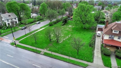 2868 Main St, Buffalo, NY, 14214-1718 | Card Image