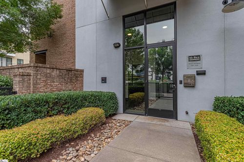 5203-500 E Mcbee Ave, Greenville, SC, 29601-5302 | Card Image