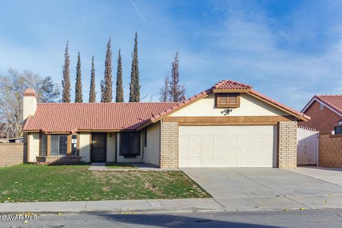 37012 Calle Bonita, Palmdale, CA, 93550-6679 | Card Image