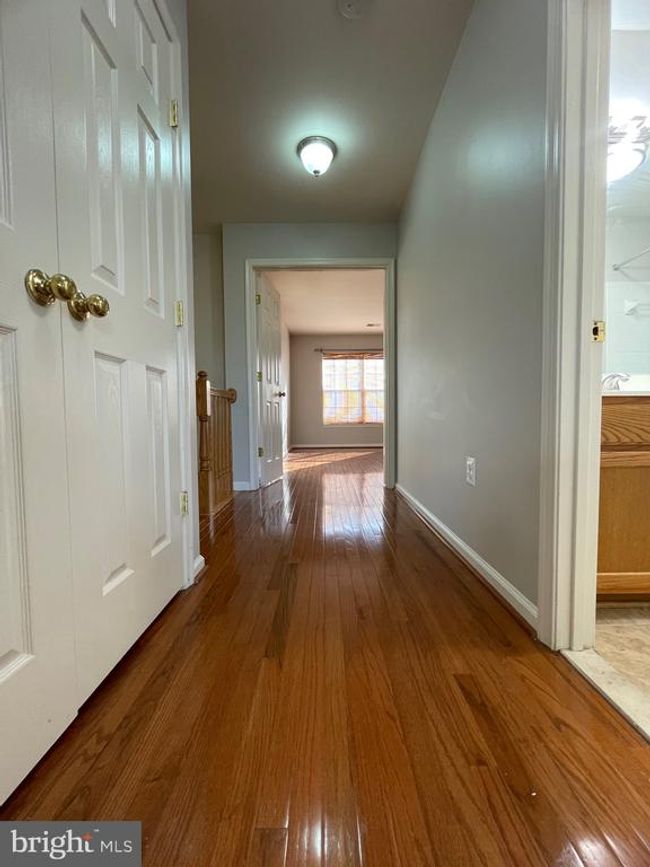 20121 Hardwood Ter, Townhouse with 3 bedrooms, 4 bathrooms and null parking in ASHBURN VA | Image 17
