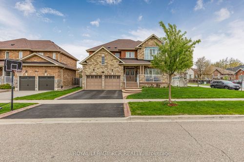 2 Littlebrook Lane, Caledon, ON, L7C3M4 | Card Image