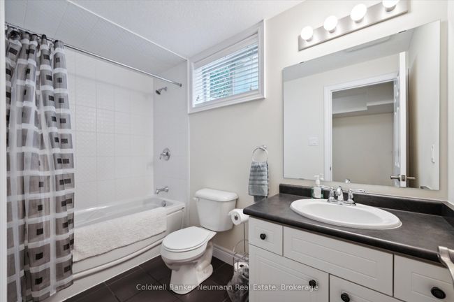 26 - 19 Simmonds Dr, Condo with 3 bedrooms, 4 bathrooms and 2 parking in Guelph ON | Image 31