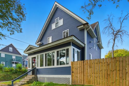 1815 Hillside Ave N, Minneapolis, MN, 55411-1915 | Card Image