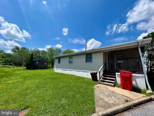 63 Mildred Ave, BIRDSBORO, PA, 19508-1513 | Card Image