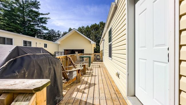 10 Bloomsbury Dr, Home with 2 bedrooms, 1 bathrooms and 2 parking in Goderich ON | Image 39