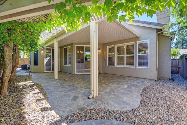 12040 Gold Arbor Ln, House other with 3 bedrooms, 2 bathrooms and null parking in Gold River CA | Image 40