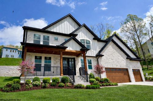 102 Iris Ln, Morgantown, WV, 26501-2290 | Card Image