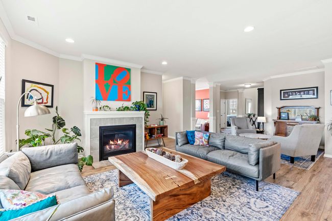 Living Room | Image 9