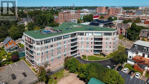 504-135 Pownal St, Charlottetown, PE, C1A3W7 | Card Image