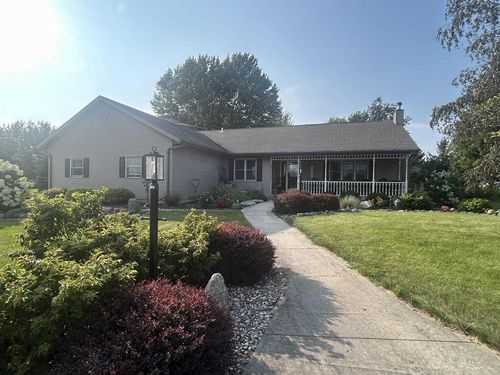 N5280 Oak Grove Road, METOMEN, WI, 53919 | Card Image