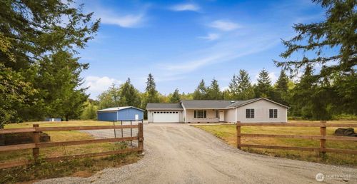 117 Chinook Ln, Onalaska, WA, 98570-9454 | Card Image