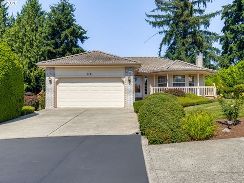 114 Nw 95th Cir, Vancouver, WA, 98665-7556 | Card Image