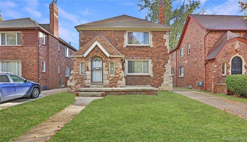 4850 Grayton St, Detroit, MI, 48224-2364 | Card Image