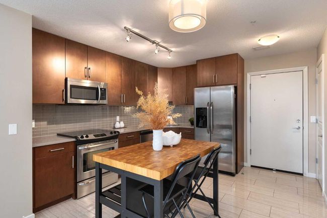 803 - 1320 1 Street Se, Condo with 2 bedrooms, 2 bathrooms and 1 parking in Calgary AB | Image 5