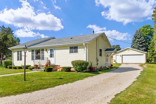 8932 359th Ave, Twin Lakes, WI, 53181-9508 | Card Image