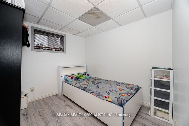 36 Blackthorn Lane, House other with 6 bedrooms, 2 bathrooms and 4 parking in Brampton ON | Image 35