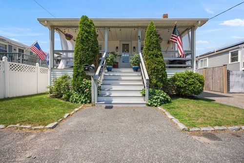 97 Kingsley Rd, Hull, MA, 02045-2438 | Card Image