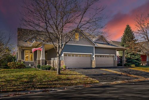 10001 Colorado Ln N, Brooklyn Park, MN, 55445-1664 | Card Image