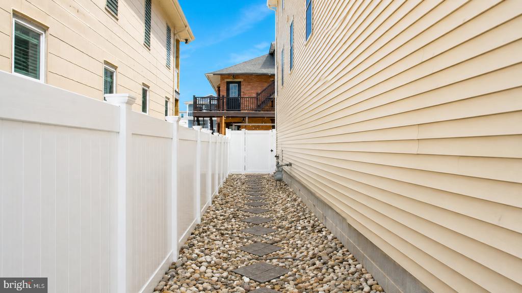 Residential in WILDWOOD 4