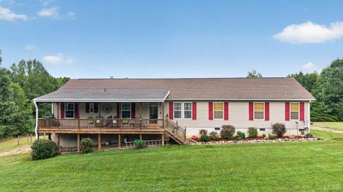 3167 Bellview Rd, Appomattox, VA, 24522-8000 | Card Image