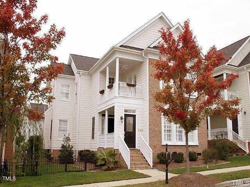 509 Commons Walk Cir, Cary, NC, 27519-9304 | Card Image
