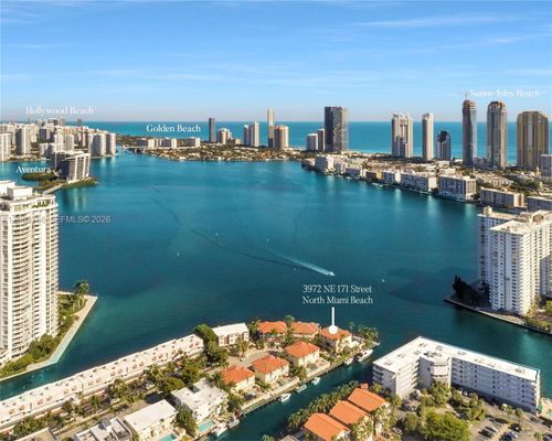 3972 Ne 171st St, North Miami Beach, FL, 33160-3076 | Card Image
