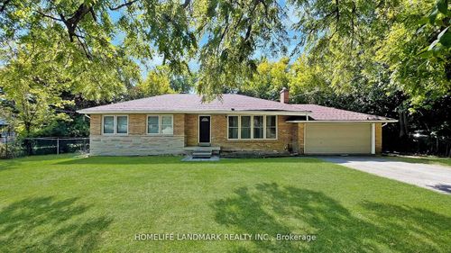 basement-11 Uplands Ave, Thornhill, ON, L4J1J8 | Card Image