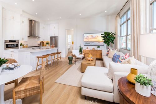 126 Sunnyside, Irvine, CA, 92618-3546 | Card Image