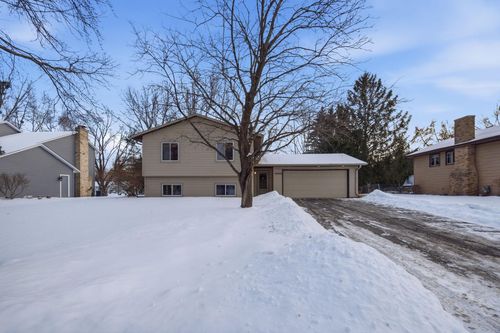 10029 108th Pl N, Maple Grove, MN, 55369-2742 | Card Image