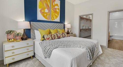 apt-413-9330 Main St, Houston, TX, 77025-4571 | Card Image