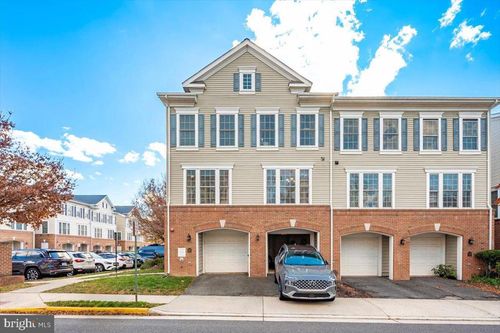79b-3541 Huntley Manor Ln, ALEXANDRIA, VA, 22306-5111 | Card Image