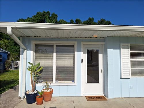 1580 4th Ct, Vero Beach, FL, 32960-5820 | Card Image