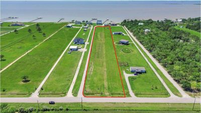 4409 W Bayshore, Home with 0 bedrooms, 0 bathrooms and null parking in Anahuac TX | Image 2