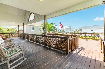 4106 Courageous Lane, House other with 3 bedrooms, 2 bathrooms and null parking in Galveston TX | Image 1