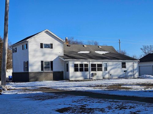 7 Panama St, Nashua, IA, 50658-9207 | Card Image