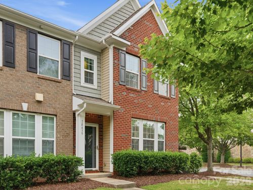 18439 The Commons Blvd, Cornelius, NC, 28031-7072 | Card Image