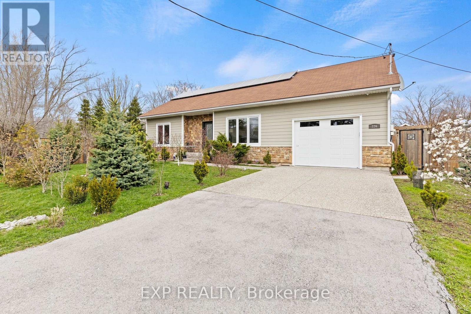 Residential in Fort Erie (Crystal Beach) 2