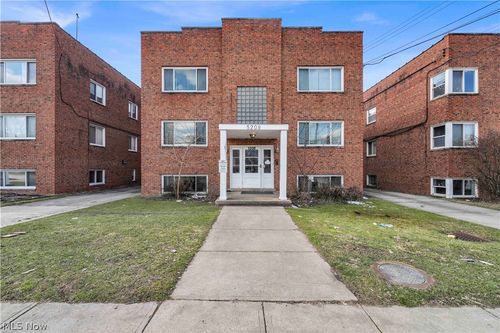 apt-3-5208 Lee Rd, Maple Heights, OH, 44137-1259 | Card Image