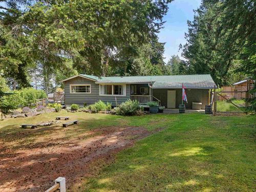222 Skana Gate Rd, Mayne Island, BC, V0N | Card Image