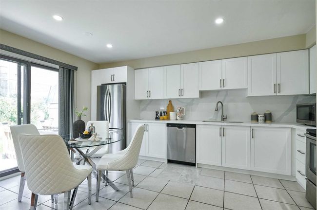 10 Adams Dr, House other with 3 bedrooms, 4 bathrooms and 8 parking in Ajax ON | Image 13
