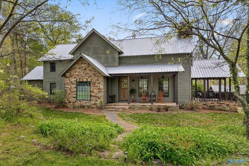 303 S Cool St, Mentone, AL, 35984-3213 | Card Image