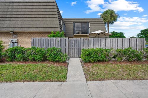 302 3rd Way, West Palm Beach, FL, 33407-6605 | Card Image