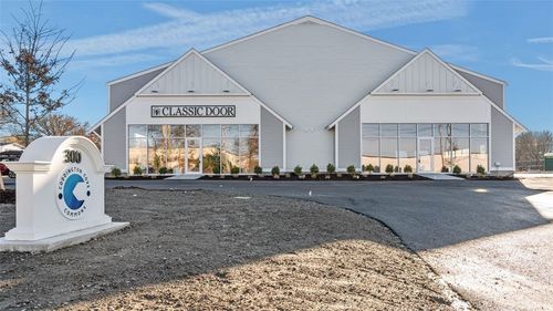 209-300 Coddington Hwy, Middletown, RI, 02842-4853 | Card Image