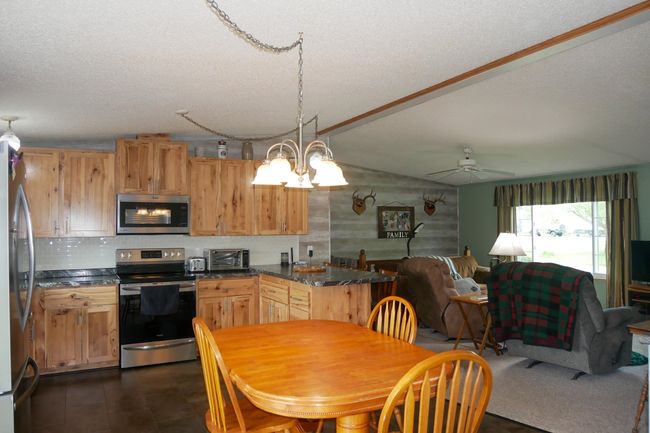 236 N Gershwin St, House other with 3 bedrooms, 3 bathrooms and null parking in Stetsonville WI | Image 4