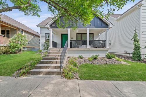 9102 Ne 79th Ter, Kansas City, MO, 64158-7648 | Card Image