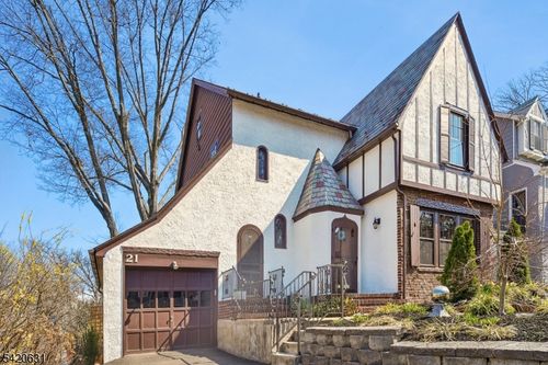 21 Broadview Ave, Maplewood, NJ, 07040-3611 | Card Image