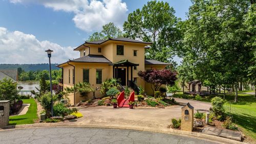 7 Crystal Mountain Cv, Maumelle, AR, 72113-6542 | Card Image
