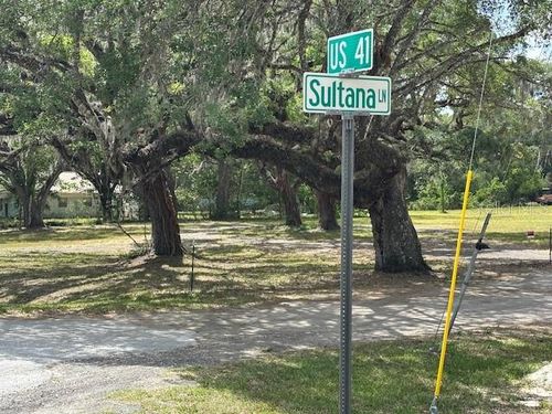 16567 Us Highway 41, Spring Hill, FL, 34610-3732 | Card Image