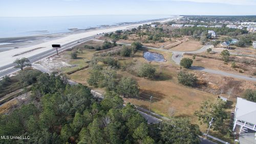 000 Markham Dr, Long Beach, MS, 39560 | Card Image